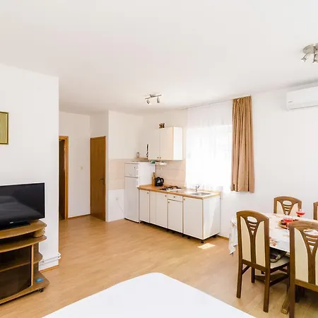 House Lopin * Žuljana