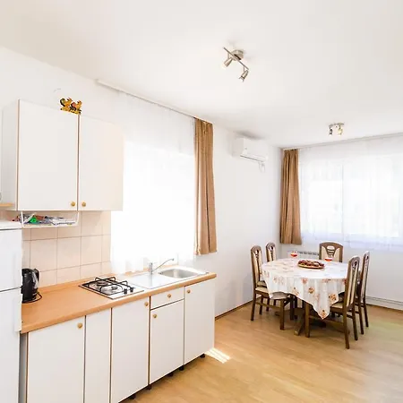 Appartement House Lopin