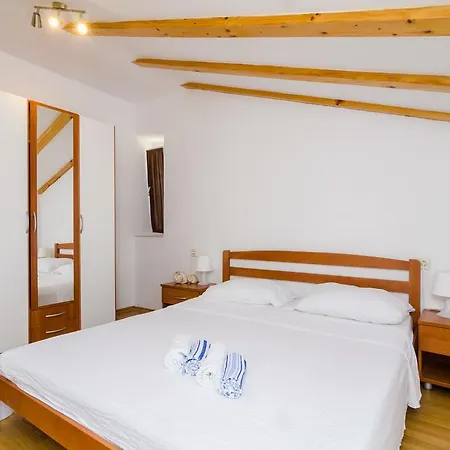 Appartement House Lopin
